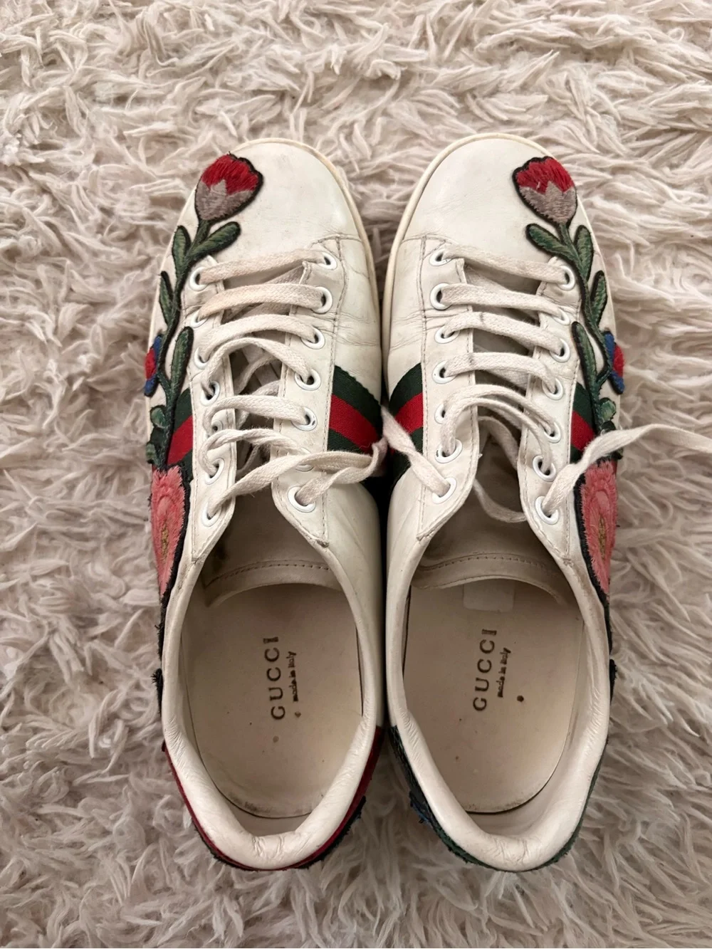 Gucci White Leather Floral Embroidered Lace-Up Sneakers